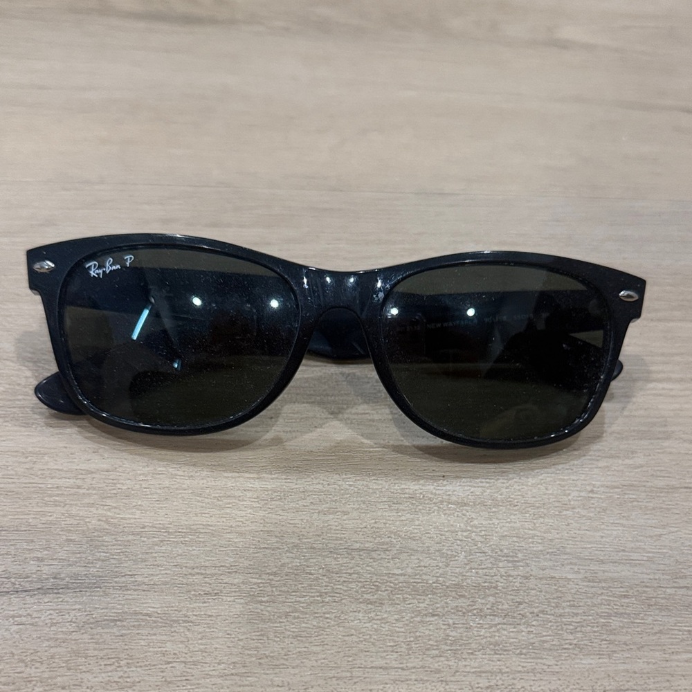 Ray-Ban Classic Black Sunglasses
